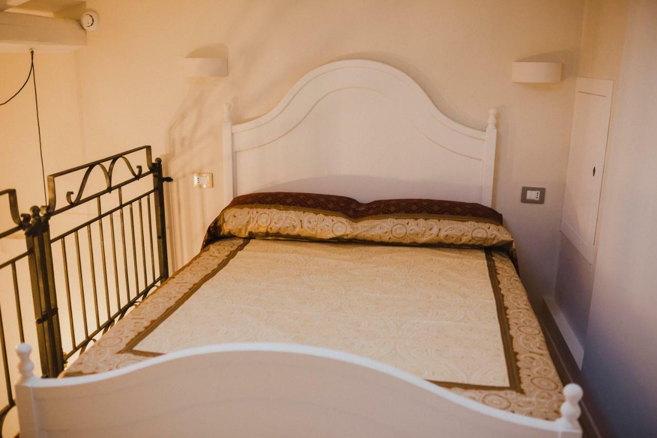 Dimora Dell'Arte Hotel Navelli Buitenkant foto